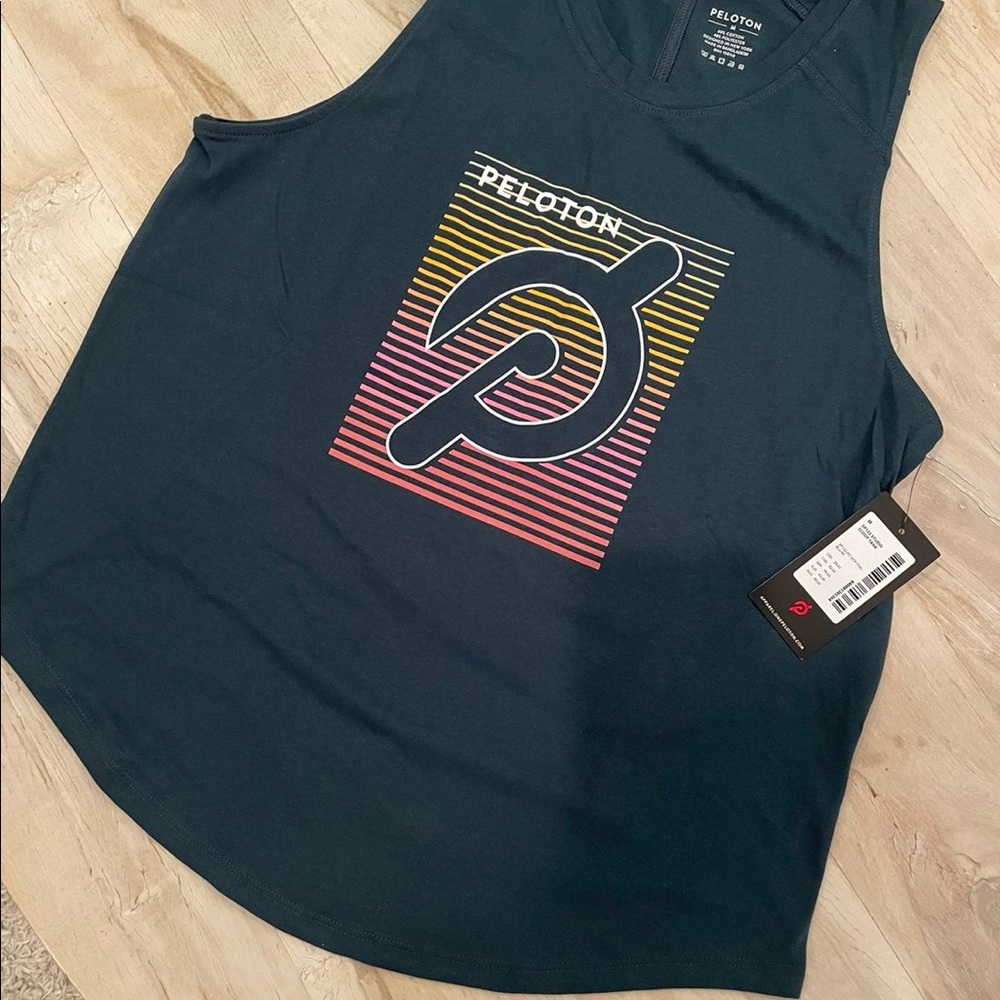 Peloton Dolphin Hem Tank
